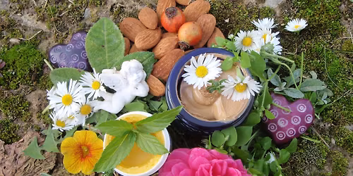 "Naturkosmetik f\u00fcr die reife Haut" mit Mag.\u00aa Michaela Lechner FH MA MBA  