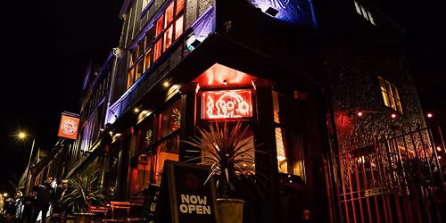 Peche 011 @ Dead Wax