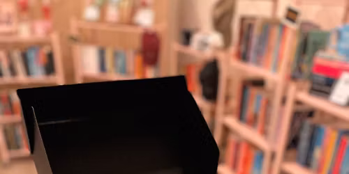 Holiday Pop-Up at Shore Pour