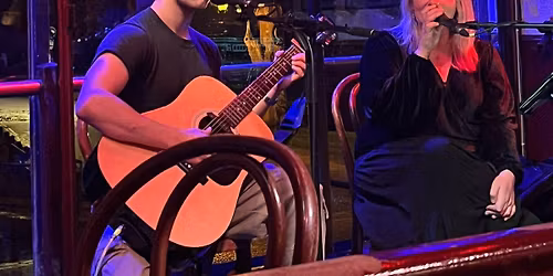 Devine Thymes @ The Office Ale House Starbeck