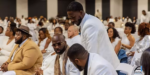 Charleston Wears Winter White+Black | 14th Year