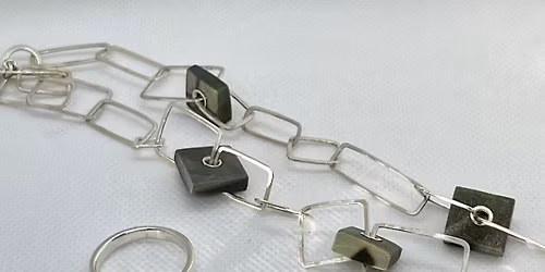 Jewellery making for beginners with Maike Barteldres 