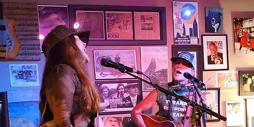 Sugarcane Jane at The Ravenite Pizzeria | Fairhope, Alabama