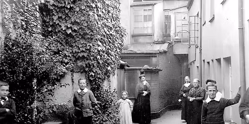 Barnstaple Town Centre: Southgate End Haunted History Tour