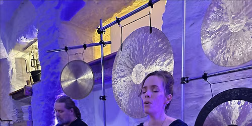 Concert m\u00e9ditatif - Gongs et chants
