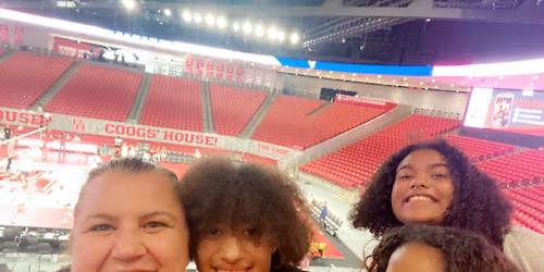West Virginia Mountaineers at Houston Cougars Womens Volleyball at Fertitta Center
