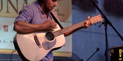 BUSKING NA ZAHR\u00c1DCE: Michal "Willie" Sedl\u00e1\u010dek