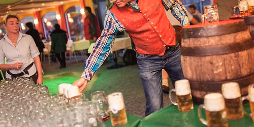 Bockbieranstich an Bord