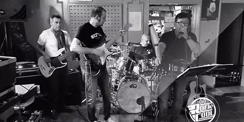 Los Decadentes + Just Tree @ Club Rock's Cool