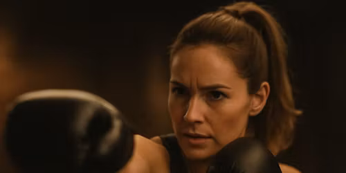  \u2728 Punch, Power & Prosecco: Mom\u2019s New Year Kickboxing Reset \u2728