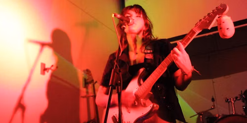 Early Show: Anna Isabella 