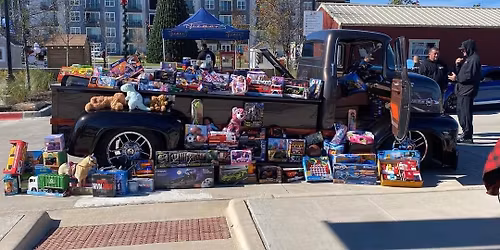 MSP CAR, TRUCK, AND MOTORCYCLE SHOW AT FORDS GARAGE TOY DRIVE BENEFITTING BOLES CHILDRENS HOME