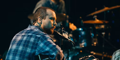 \u00c1ron Andr\u00e1s \/\/ Kobuci