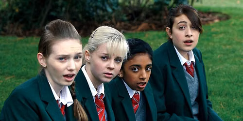 Angus, Thongs and Perfect Snogging (35mm) + Collage Workshop