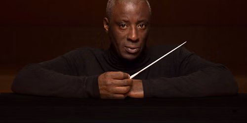 Bernsteinova 2. symfonie a Wayne Marshall v Obecn\u00edm dom\u011b