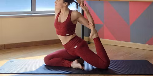 Yoga dolce e movimento somatico - abbandona le tensioni