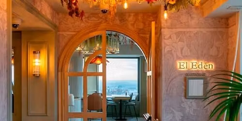 RIU Plaza Espa\u00f1a: Brunch con las mejores vistas de Madrid