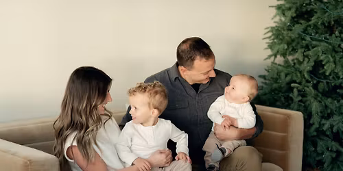 Christmas Mini Sessions - Eugene