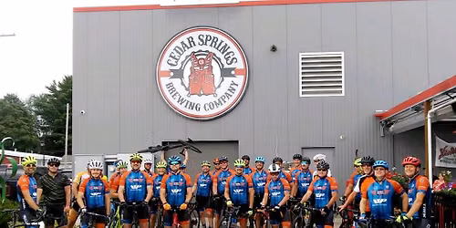 Radfahrer: Bike Night with Rogue Racing Team