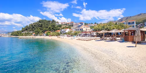 Napf\u00e9ny & Tenger \u2013 Podstrana Ny\u00e1r