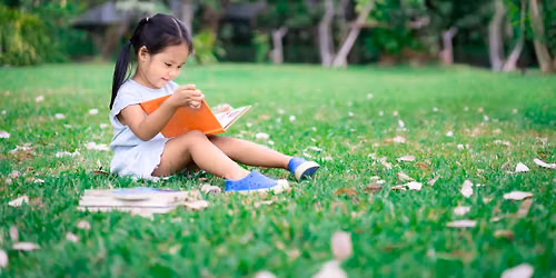 Family Storytime in the Park