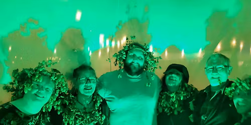 The Twitten Revellers at The Crown, Hastings