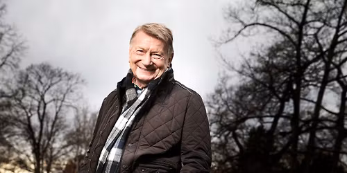 \u0160m\u00e1tr\u00e1n\u00ed v pam\u011bti Josefa Dvo\u0159\u00e1ka