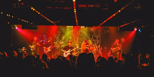 HOT BROWN SMACKDOWN | Live @ Pickin\u2019 in Paristown | Friday, July 17 | Free Show | 7\u201310 PM