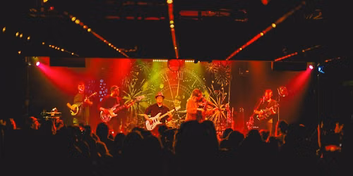 HOT BROWN SMACKDOWN | Live @ Pickin\u2019 in Paristown | Friday, July 17 | Free Show | 7\u201310 PM