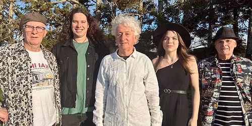 Ventura Highway live at the Huapai Tavern