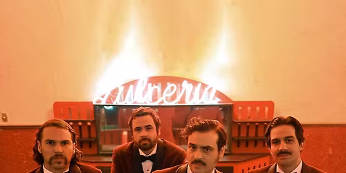 Enjambre at Harlow's