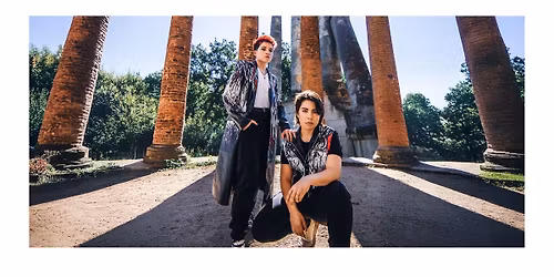 Frank\u00b4s White Canvas