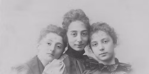 Women of the Pabst Mansion Tour