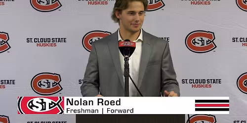 Parking St. Cloud State Huskies at Minnesota State Mavericks Womens Hockey