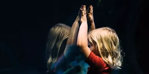 WARSZAWA - UTRACONY BLI\u0179NIAK w  okresie prenatalnym, proces z traum\u0105 zapisan\u0105 w ciele 