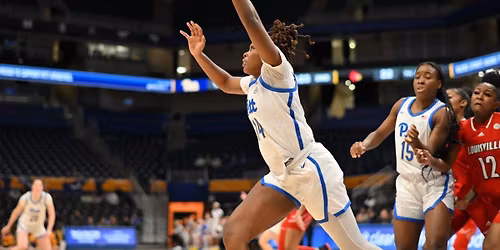 Pittsburgh Panthers at Louisville Cardinals Womens Basketball