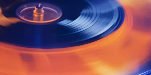 Press Play: Rock Anthems