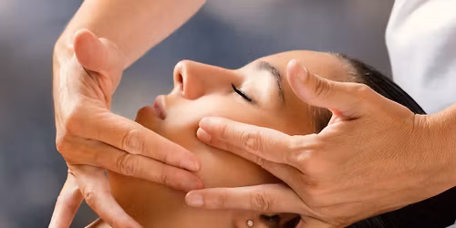 Kobido jap\u00e1n arcfiatal\u00edt\u00f3 massz\u00e1zs tanfolyam