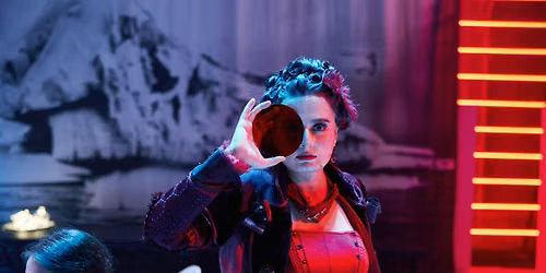 Data Tavadze (Royal District Theatre) | LIBERT\u00c9 [trigger warning] | Pra\u017esk\u00e9 k\u0159i\u017eovatky