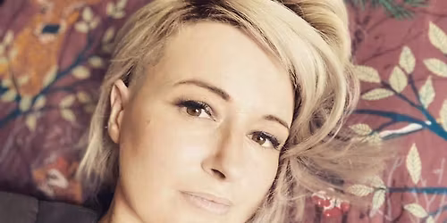 Sophie Henderson-Leavy Live!