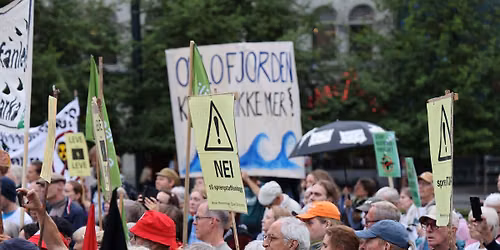 Demonstrasjon mot sprengstoffabrikk i Hurummarka 
