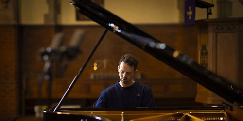 Free Piano Recital: Louis-Victor Bak