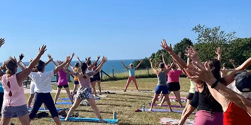 Free Drop-In Community Yoga at Tunnel Park