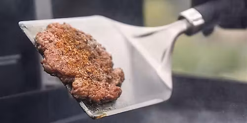 Weber Grill Cooking Class- Sizzle & Sear - cooking on the griddle