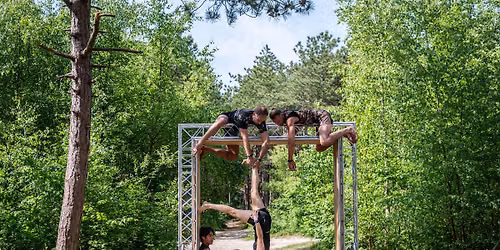 Cirque : Frames - Not Standing Alexander Vantournhout