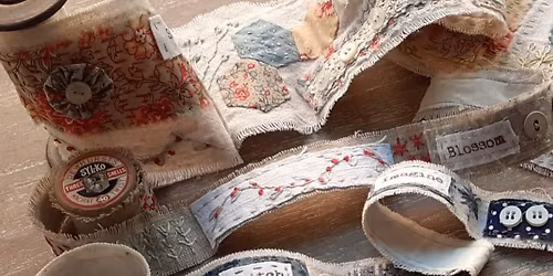 \u2018Bobbin Along\u2019 slow stitched snippet roll with Julie Williams