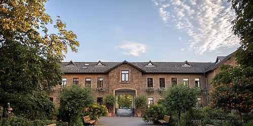 Hoff\u00fchrung auf der Dom\u00e4ne Mechtildshausen