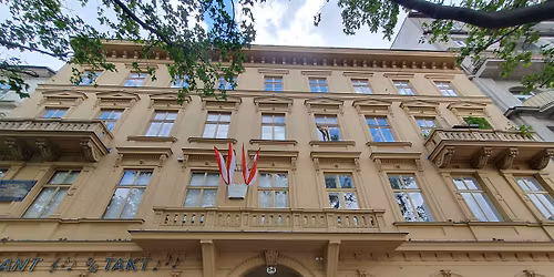 Wiener Praterstra\u00dfe - Gr\u00e4tzelf\u00fchrung vom Praterstern zum Donaukanal 