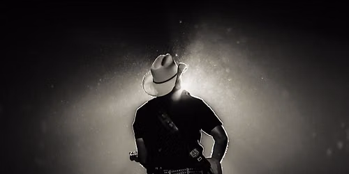 BRAD PAISLEY LIVE
