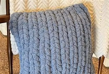 Hand Knitting Chunky Throw Pillow